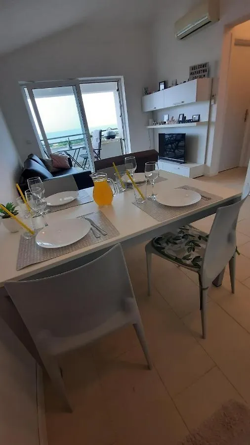Apartma Coccolo Zambratija  Apartment Zambratija (Istria)