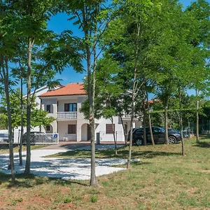 Apartment Vienna, Zambratija (Istria)